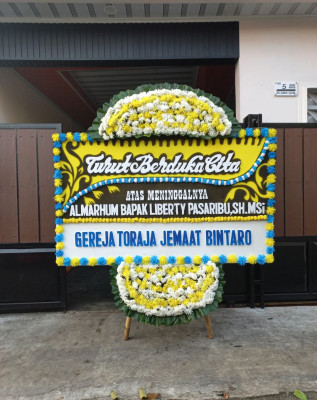 Papan Bunga Duka di Yosowilangun