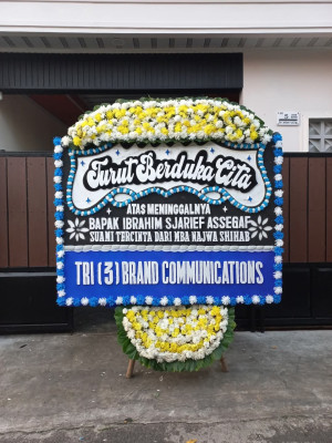 Papan Bunga Duka di Yosowilangun